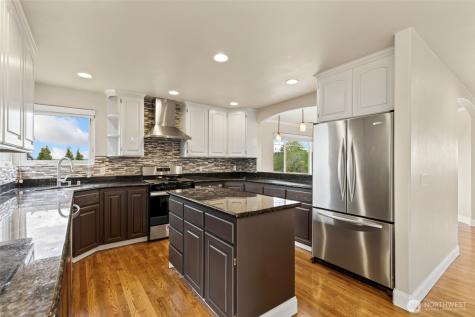 1005 N 29th Street Renton WA 98056