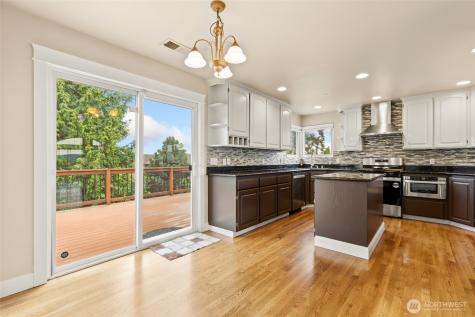 1005 N 29th Street Renton WA 98056