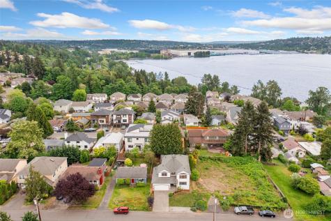 1005 N 29th Street Renton WA 98056