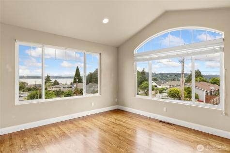 1005 N 29th Street Renton WA 98056