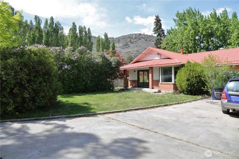 33364 97 Highway Oroville WA 98844