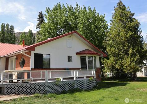 33364 97 Highway Oroville WA 98844