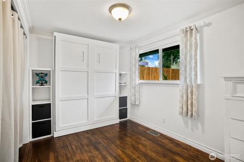 18445 SE 135th Street Renton WA 98059
