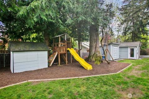 18445 SE 135th Street Renton WA 98059