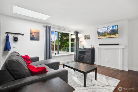 18445 SE 135th Street Renton WA 98059