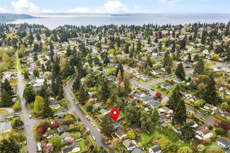 9911 31st Avenue SW Seattle WA 98126