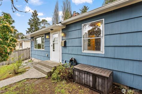 9911 31st Avenue SW Seattle WA 98126