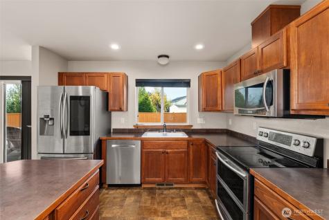 234 Wind River Drive Chehalis WA 98532