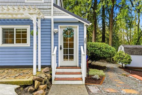 16714 SE Newport Way Bellevue WA 98006