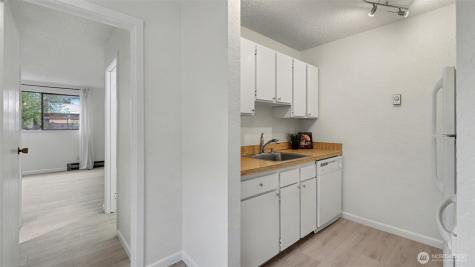 421 Wells Avenue S Renton WA 98057