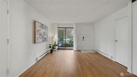 421 Wells Avenue S Renton WA 98057