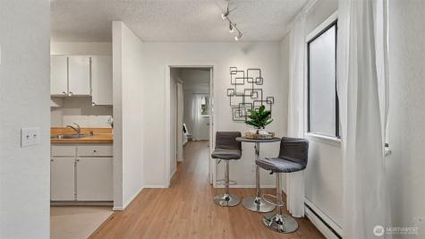 421 Wells Avenue S Renton WA 98057