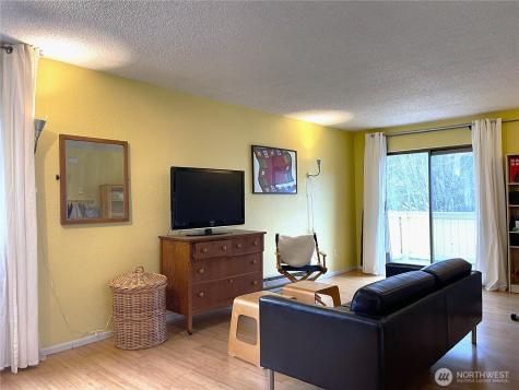 421 Wells Avenue S Renton WA 98057