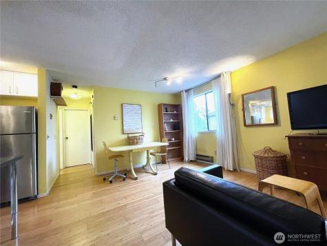 421 Wells Avenue S Renton WA 98057