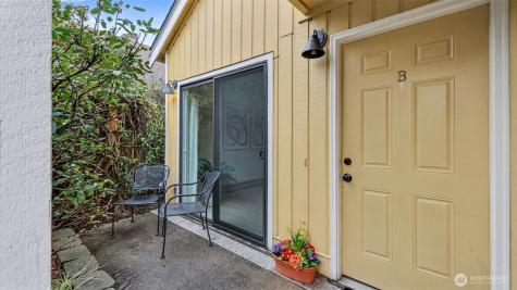 421 Wells Avenue S Renton WA 98057