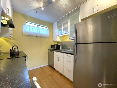 421 Wells Avenue S Renton WA 98057