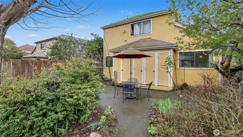 421 Wells Avenue S Renton WA 98057