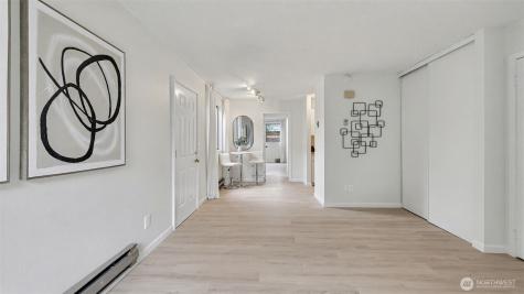 421 Wells Avenue S Renton WA 98057