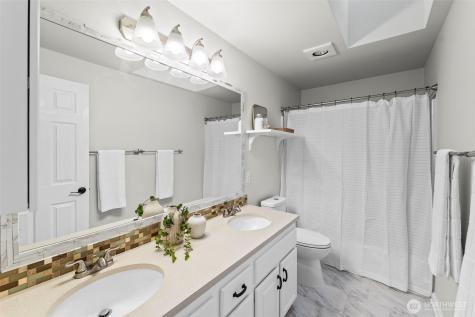 9446 Marlbrook Loop SE Olympia WA 98513