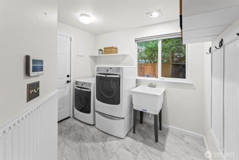 9446 Marlbrook Loop SE Olympia WA 98513