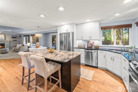 9446 Marlbrook Loop SE Olympia WA 98513