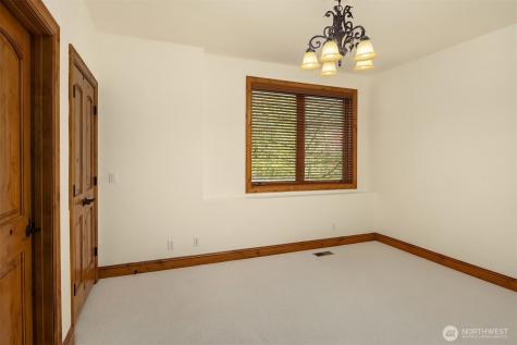 20615 NE 16th Street Sammamish WA 98074