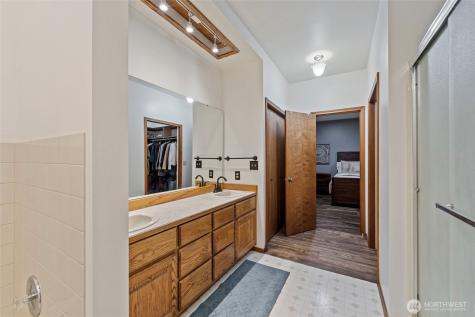 724 Sage Bay Drive Moses Lake WA 98837