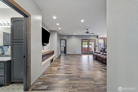 724 Sage Bay Drive Moses Lake WA 98837