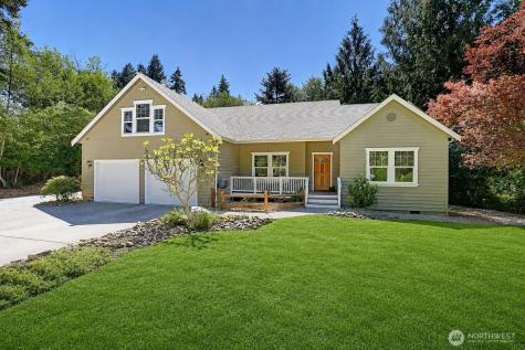 308 Ridgelawn Place Camano Island WA 98282