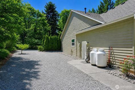308 Ridgelawn Place Camano Island WA 98282