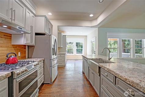308 Ridgelawn Place Camano Island WA 98282