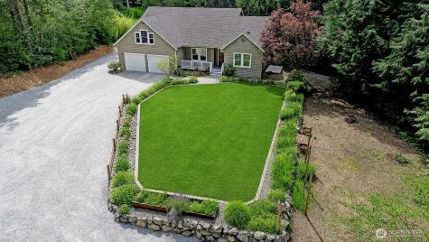 308 Ridgelawn Place Camano Island WA 98282