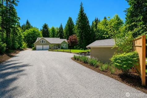 308 Ridgelawn Place Camano Island WA 98282