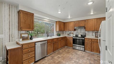 15016 SE 184th Street Renton WA 98058