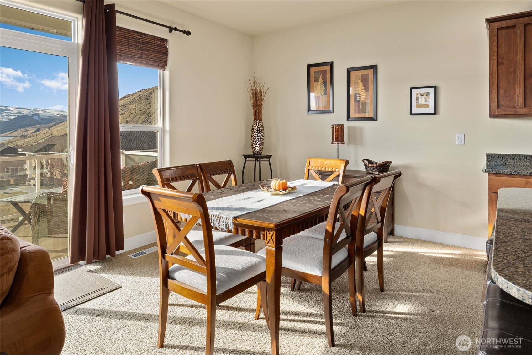 9205 Red Cliff Drive NW Quincy WA 98828
