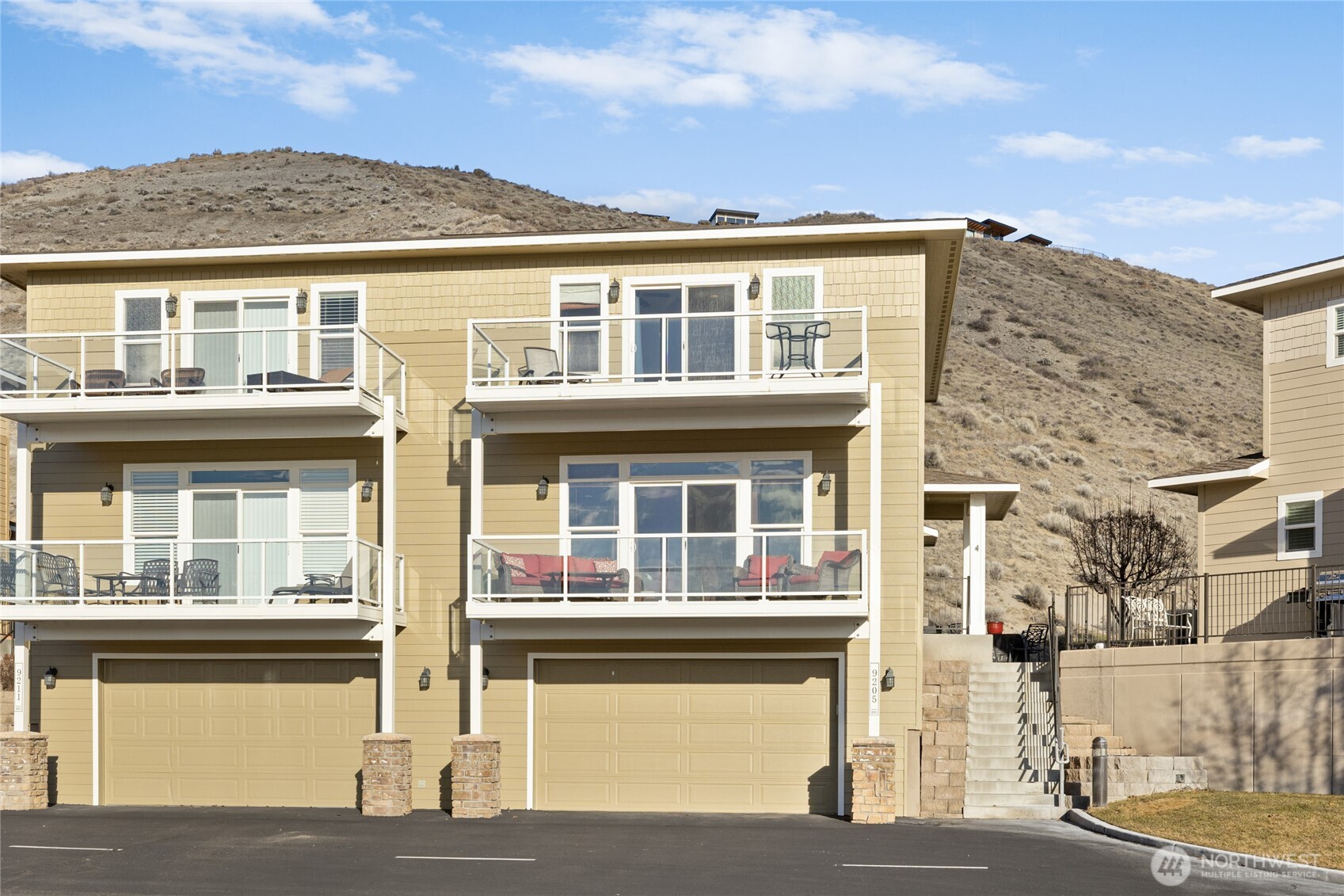 9205 Red Cliff Drive NW Quincy WA 98828