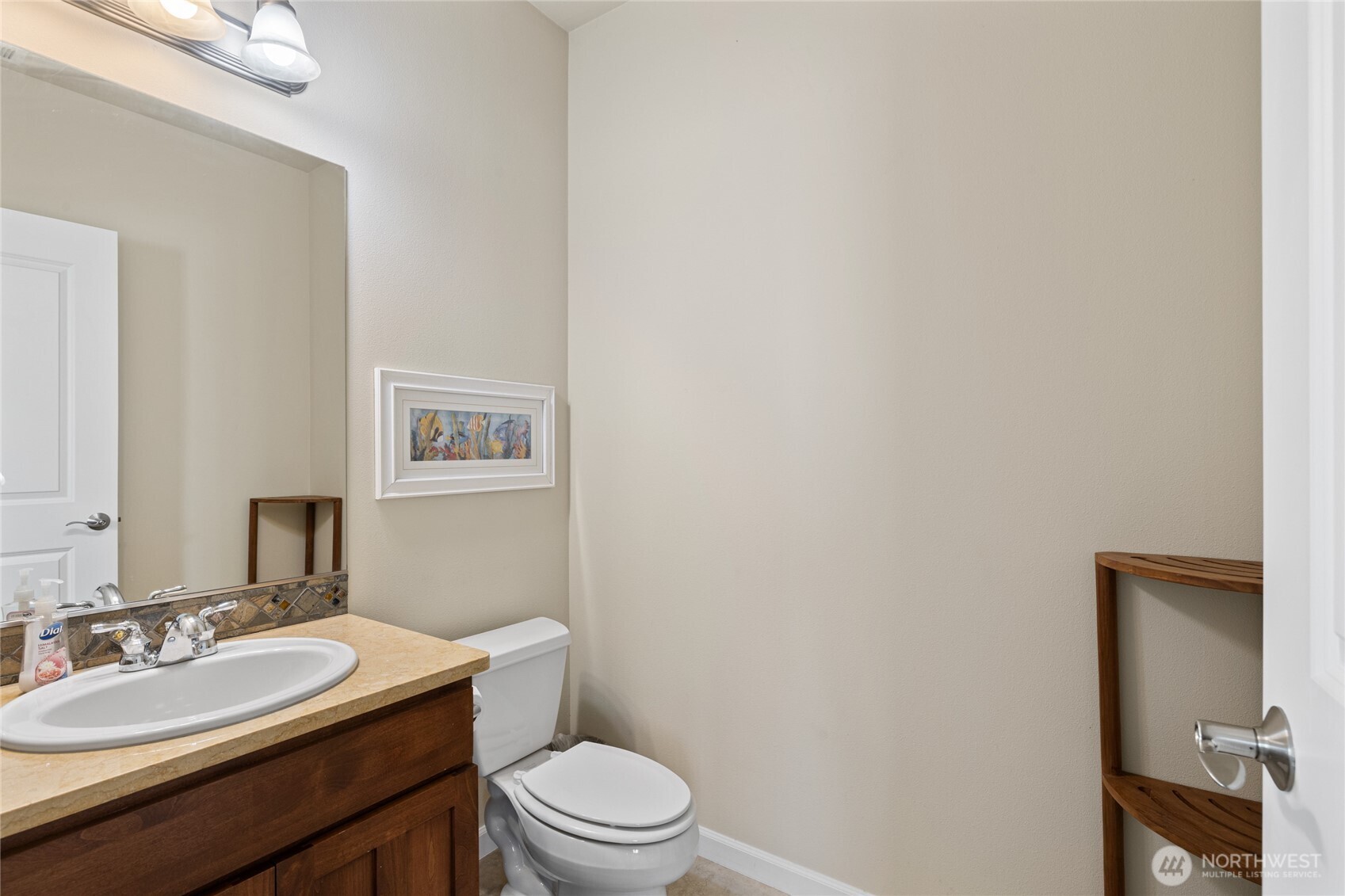9205 Red Cliff Drive NW Quincy WA 98828