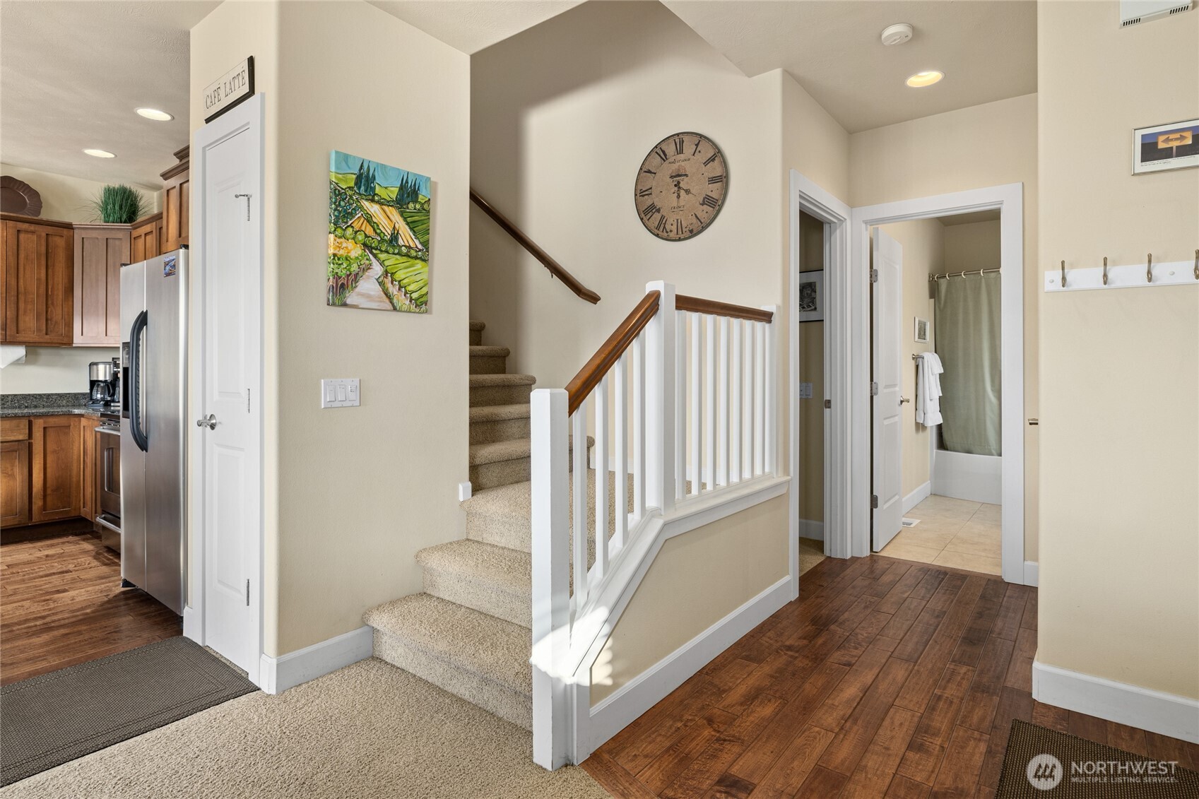 9205 Red Cliff Drive NW Quincy WA 98828