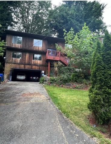 1925 32nd Seattle WA 98199