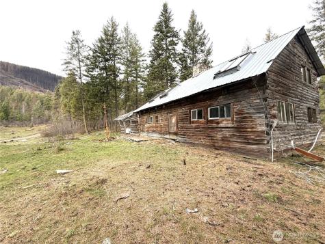 3507 Hamlett Road Kettle Falls WA 99141