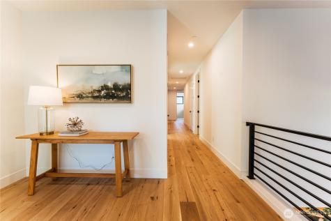 11419 109th Avenue NE Kirkland WA 98033