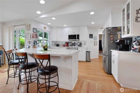 10909 Vickery Avenue E Tacoma WA 98446