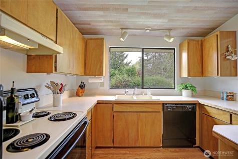 310 Prestwick Drive Camano Island WA 98282