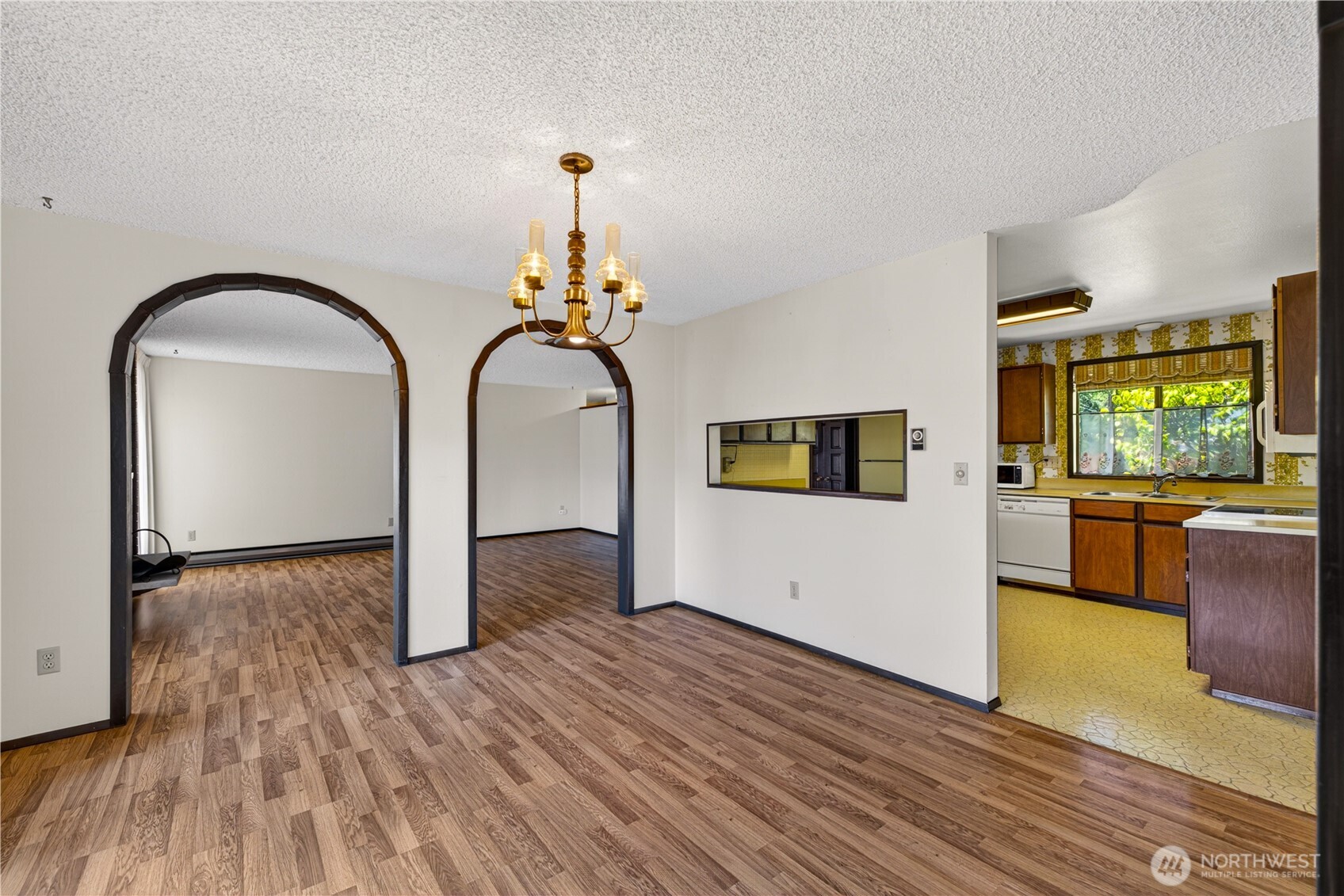 710 NW Heller Street Oak Harbor WA 98277