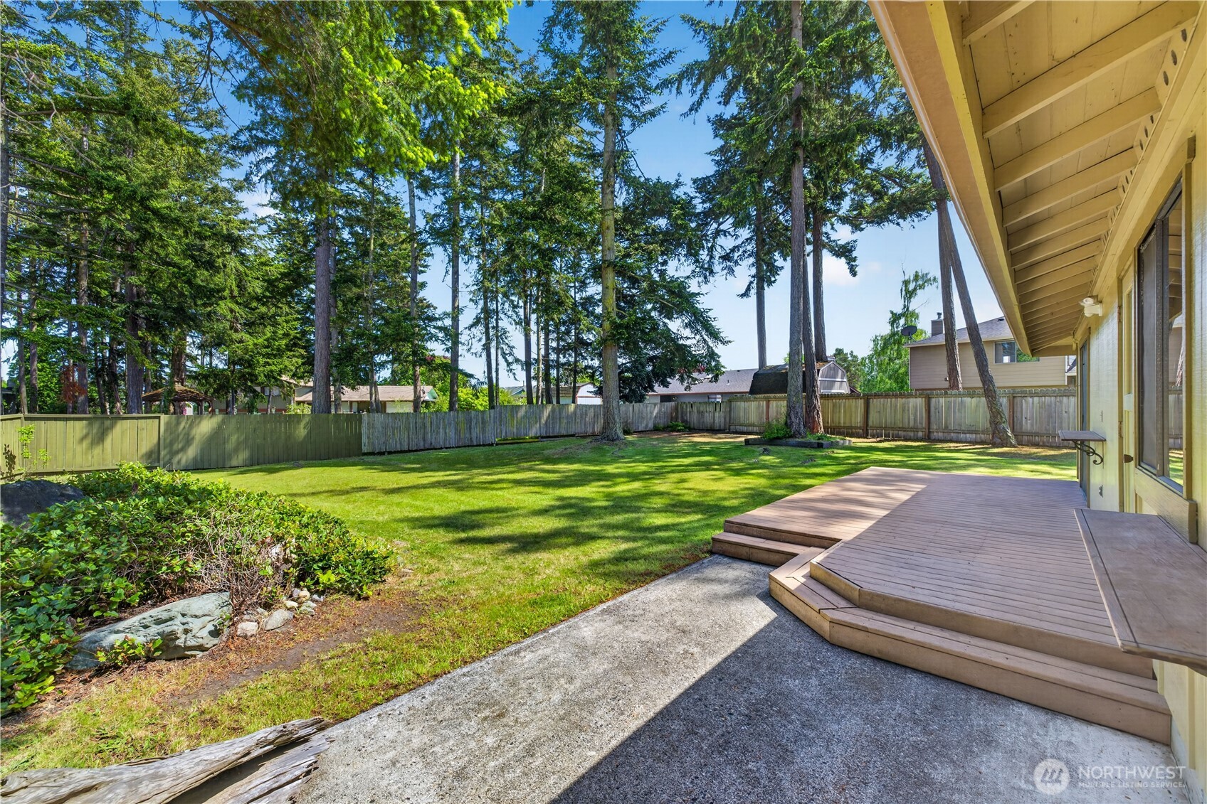 710 NW Heller Street Oak Harbor WA 98277
