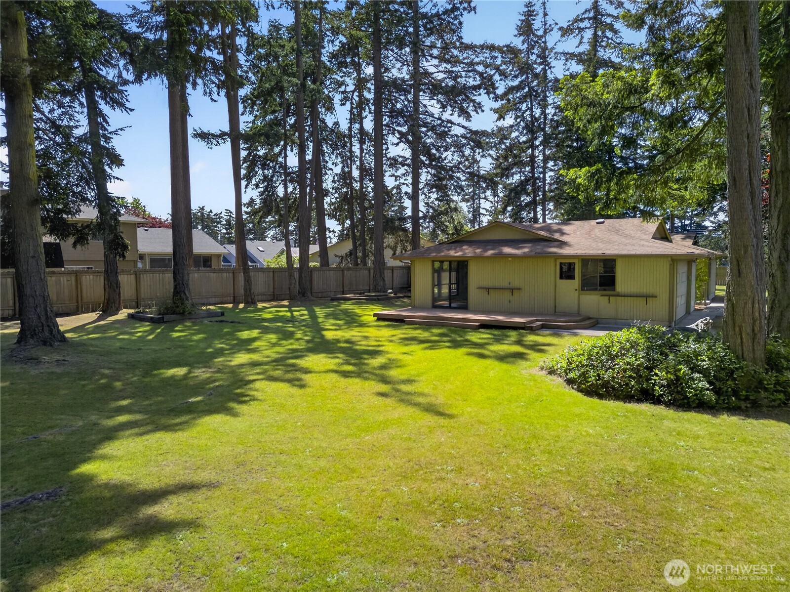 710 NW Heller Street Oak Harbor WA 98277