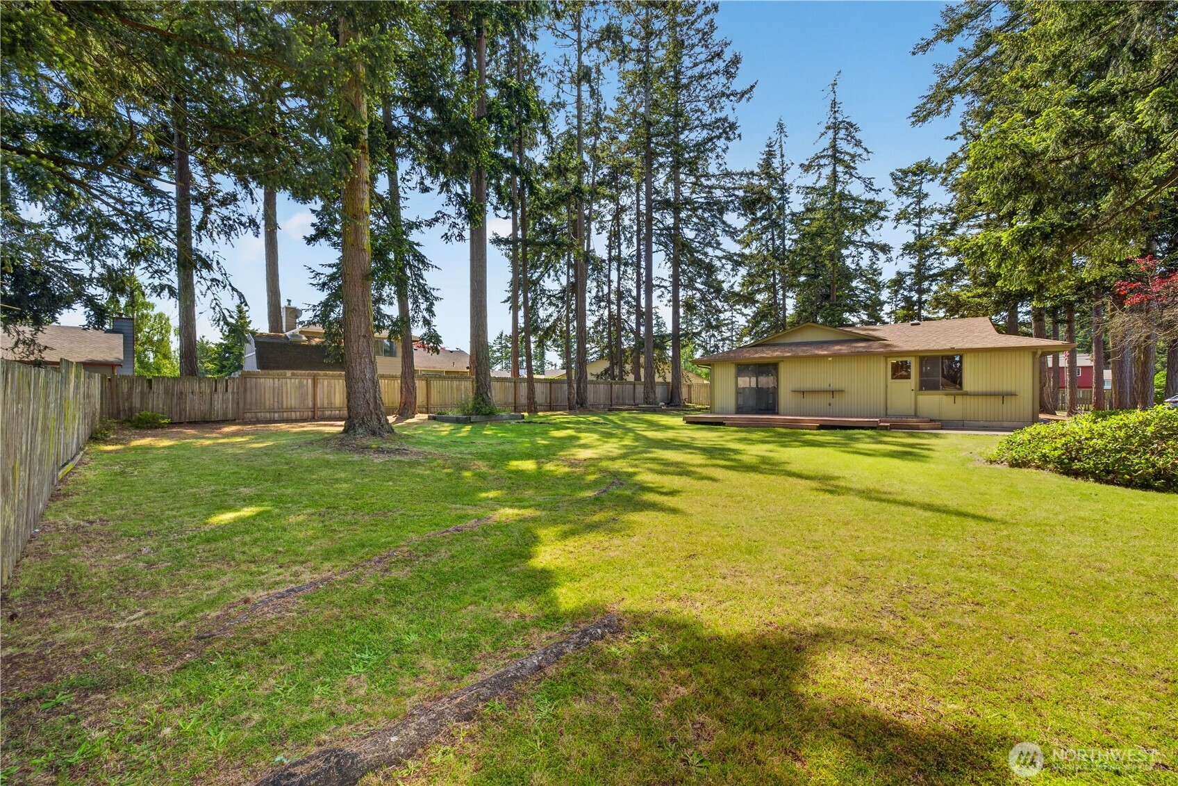 710 NW Heller Street Oak Harbor WA 98277