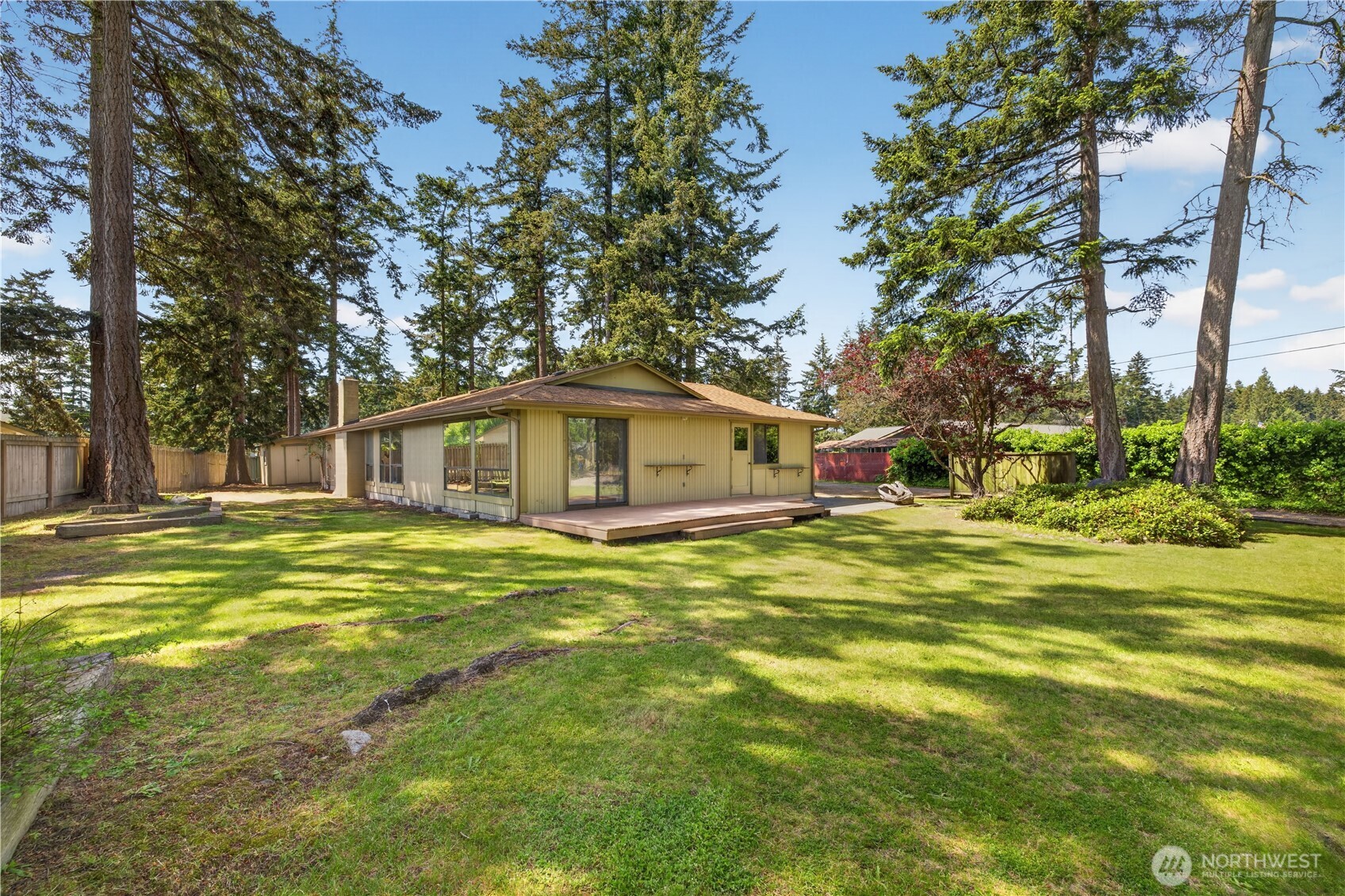 710 NW Heller Street Oak Harbor WA 98277