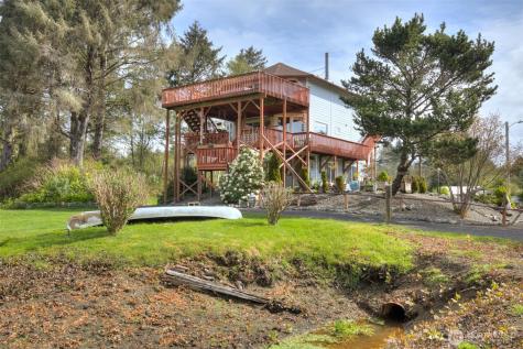 2691 State Route 109 Ocean City WA 98569