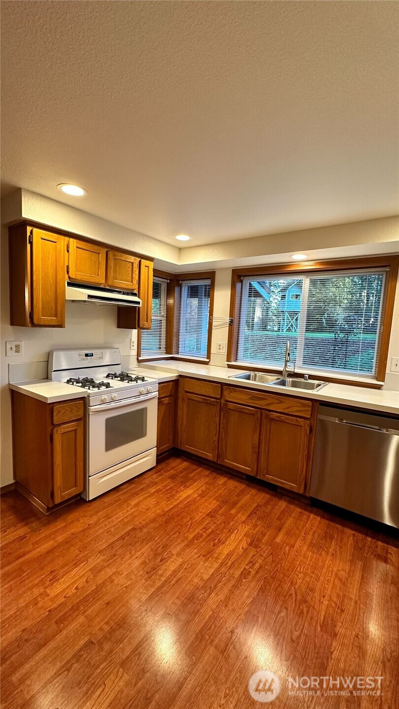 8036 Supreme Court SW Olympia WA 98512